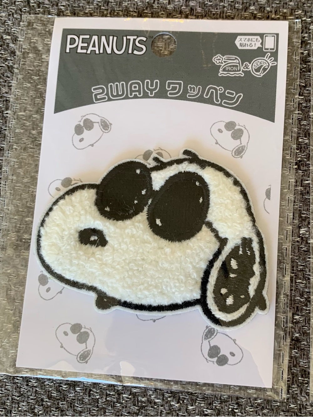BNIB Japan Peanuts Snoopy 4.5cm 2-way Embroidery Patches